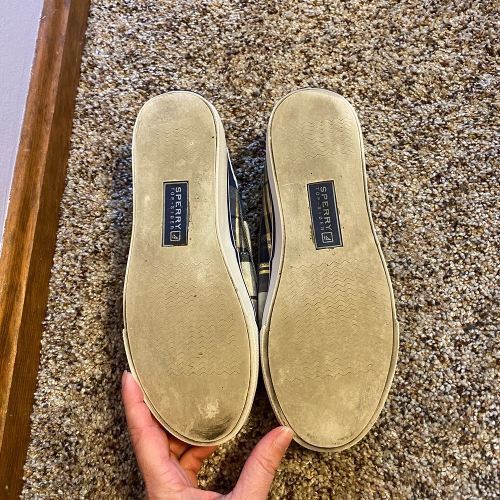π§‘2/$15π§‘ ππ Adorable Blue, White and Gold Sperry Top-Sider ππ - Picture 3 of 16